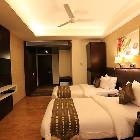 Nandan Kanan Hotel & Resort Sipra Bagian luar foto