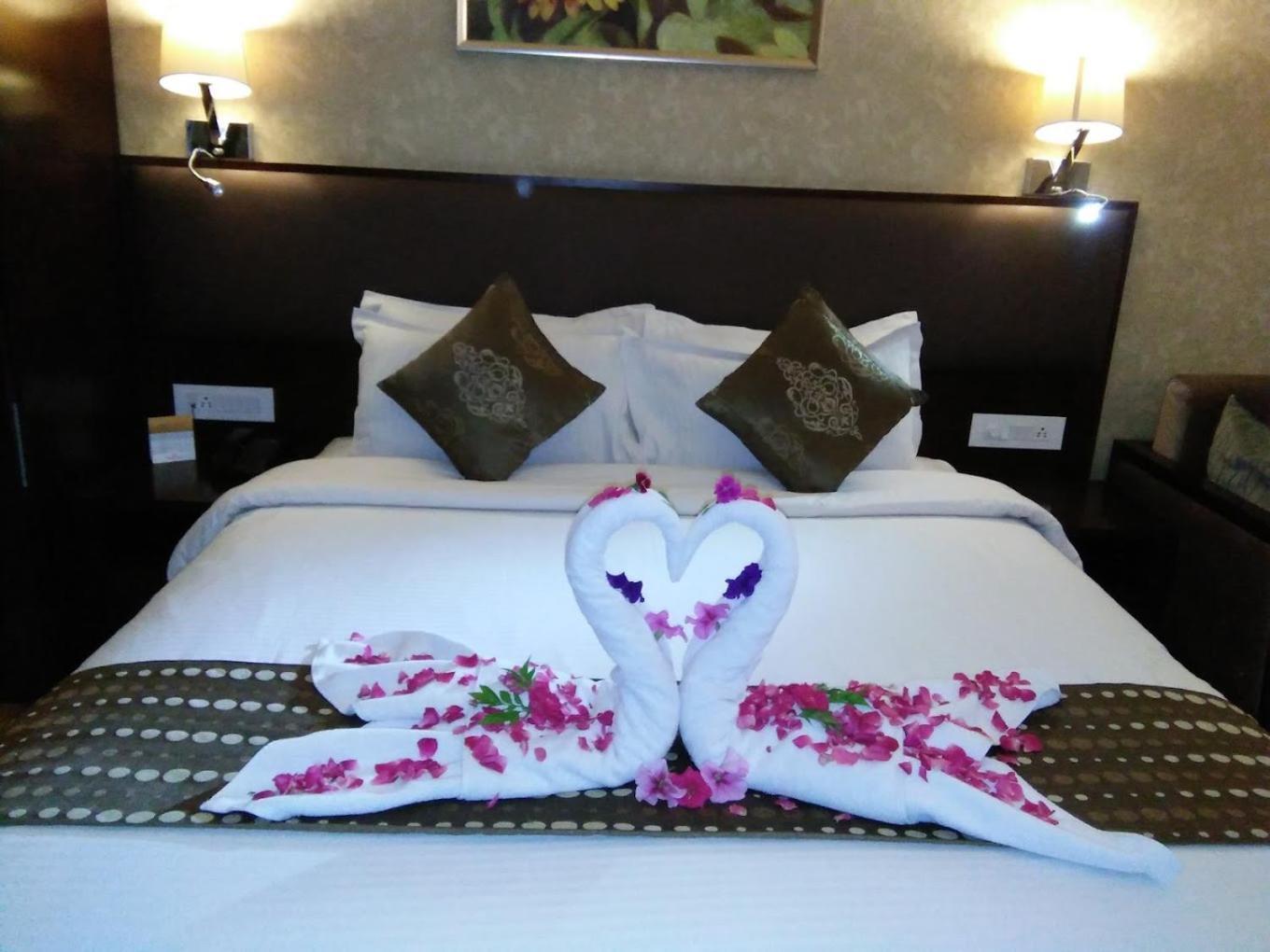 Nandan Kanan Hotel & Resort Sipra Bagian luar foto