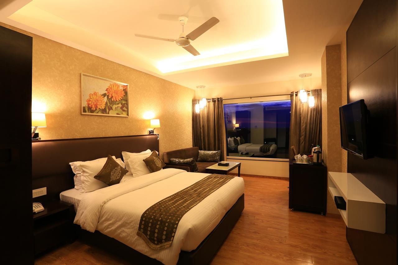 Nandan Kanan Hotel & Resort Sipra Bagian luar foto